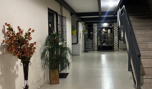 75 متری فول امکانات